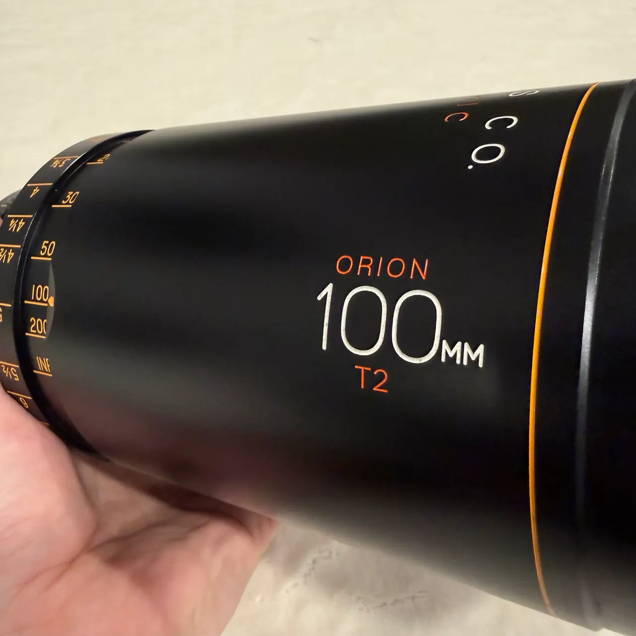 The 100mm Orion, side view with the focus scale.